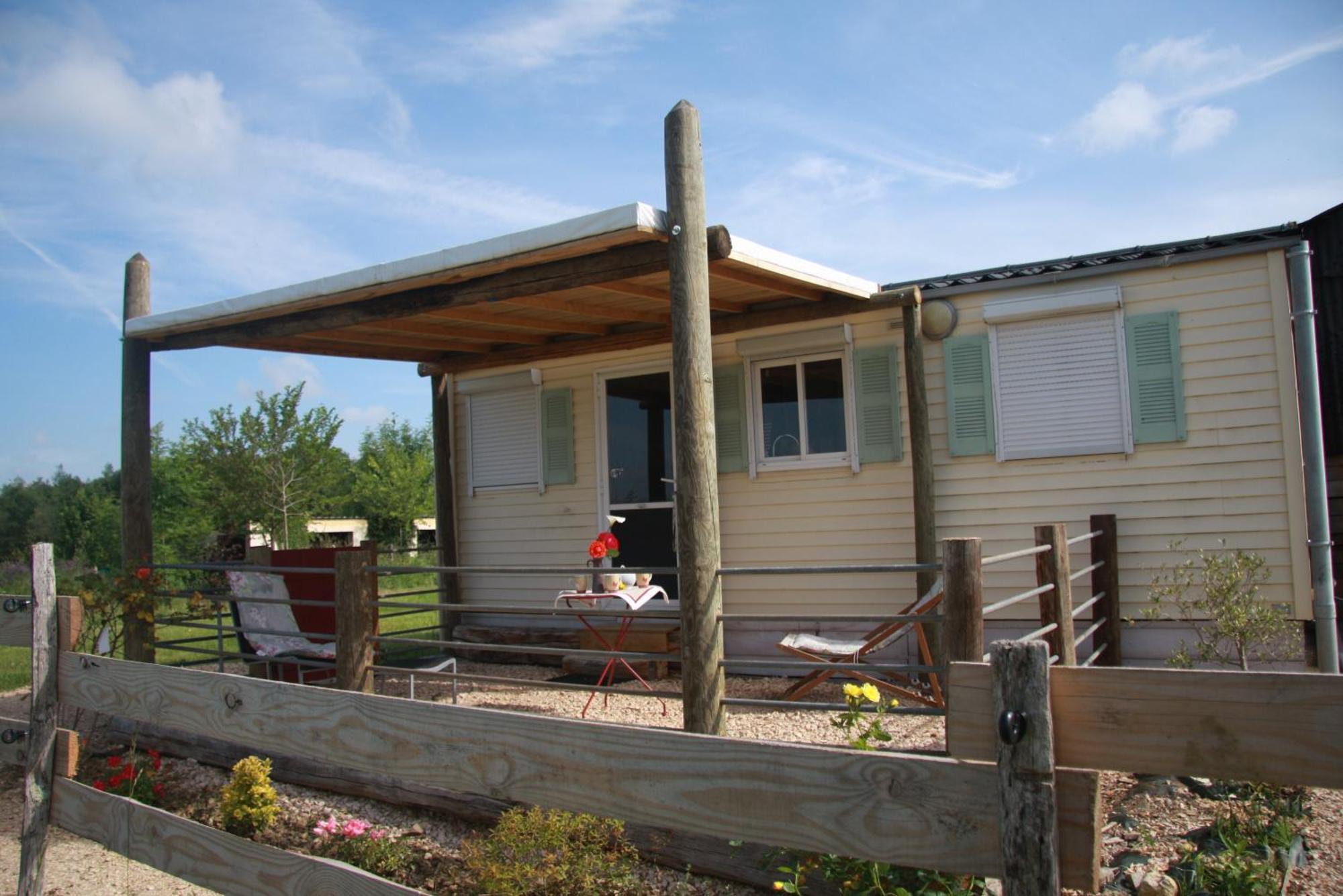 Mobil-home Ferme La Fee Spiruline Aurignac *