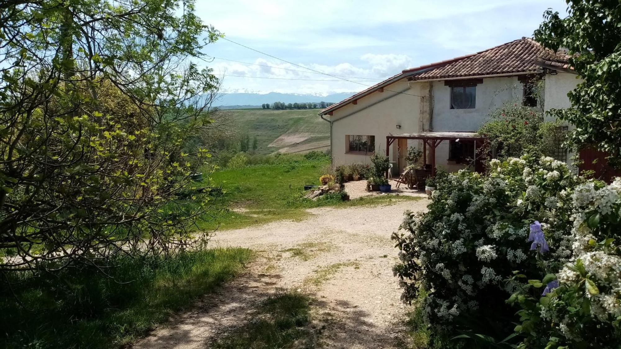 Mobil-home Ferme La Fee Spiruline Aurignac *